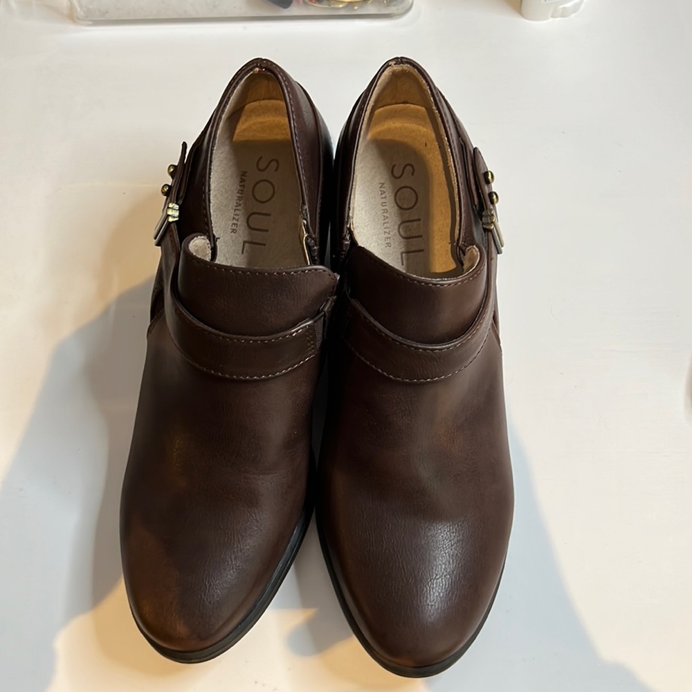 Never Worn Naturalizer Booties (Size 9)